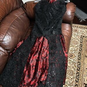 Modern Indian dress with skirt and top.